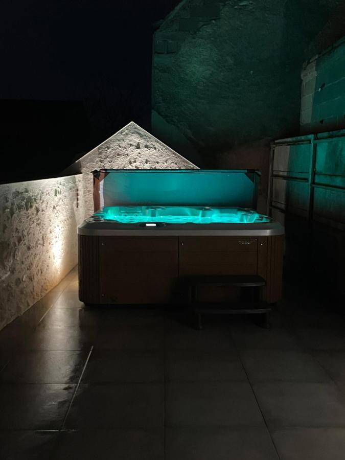 Le Clos Du Q'Hatre Cléry-Saint-André Buitenkant foto